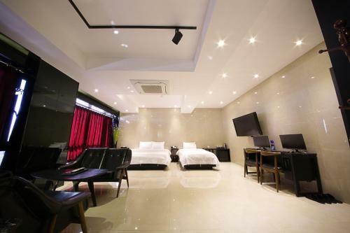 Hotel Almond Busan Station