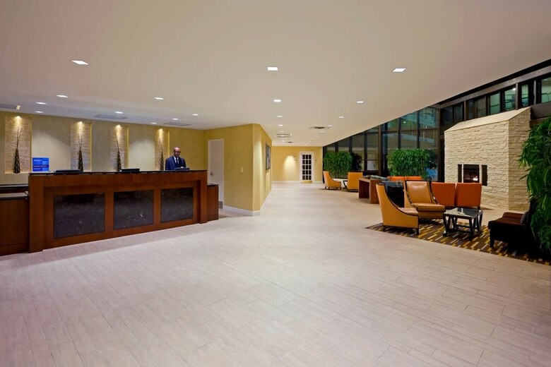 Crowne Plaza Hotel Fairfield