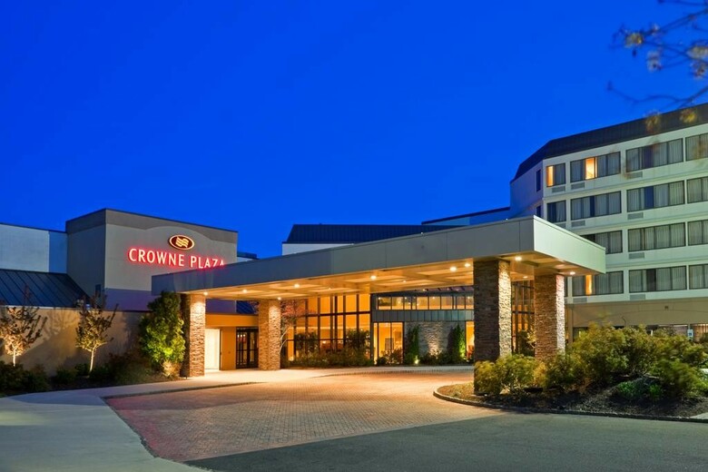 Crowne Plaza Hotel Fairfield