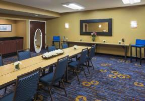 Hotel Courtyard Chicago Waukegan Gurnee