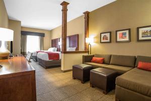 Hotel Comfort Suites