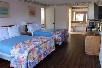 Hotel Alamo Inn &amp; Suites