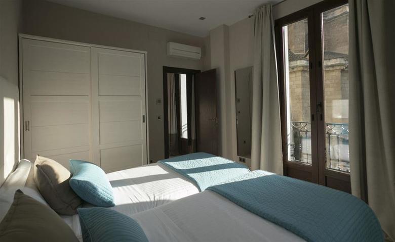 Apartamentos Siloe Suites Plaza