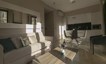 Apartamentos Siloe Suites Plaza