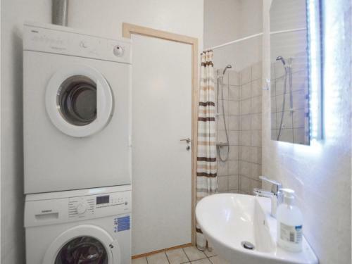 Holiday Home Trinnesvej R�m� XI