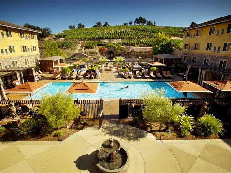 Hotel Meritage Resort And Spa