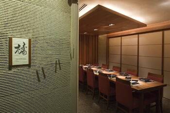 Sheraton Hong Kong Hotel & Towers