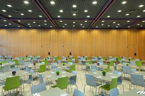 Shefayim Kibbutz Hotel
