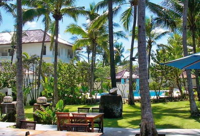 Hotel Legong Keraton Beach