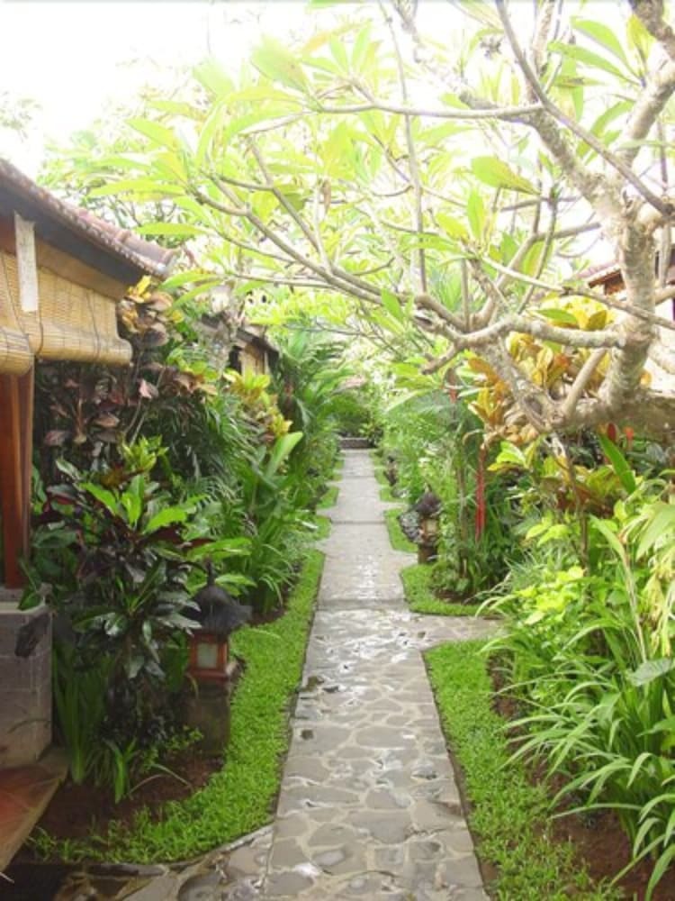 Hotel Putu Bali Villa And Spa