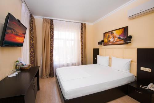 Top Hill Hotel