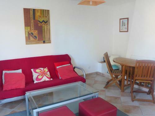 Two-bedroom Apartment R�sidence Aubanel 1