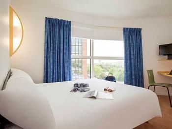 Hotel Ibis Budget Paris Porte De Montreuil