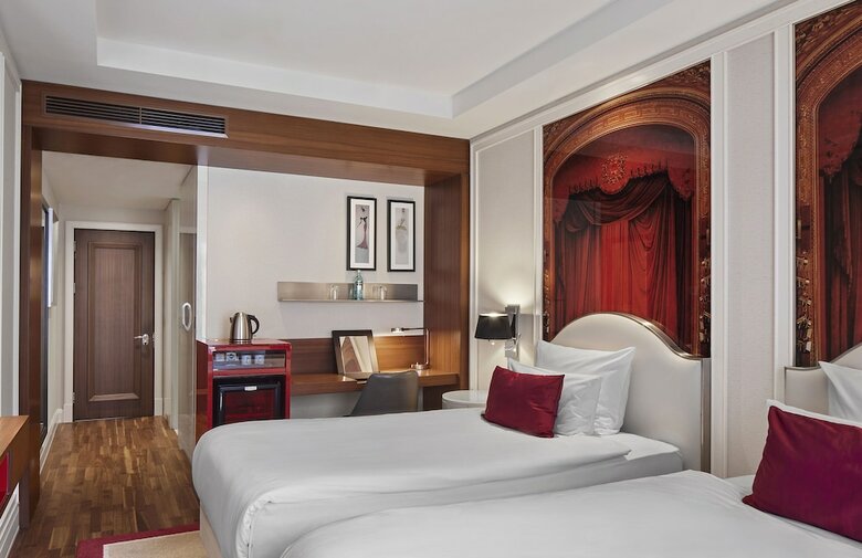 Hotel Titanic Gendarmenmarkt Berlin