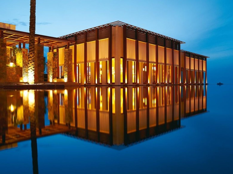Hotel Amirandes