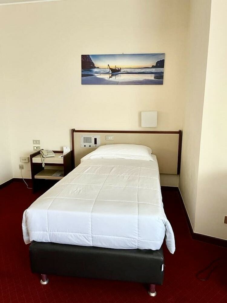Astoria Palace Hotel