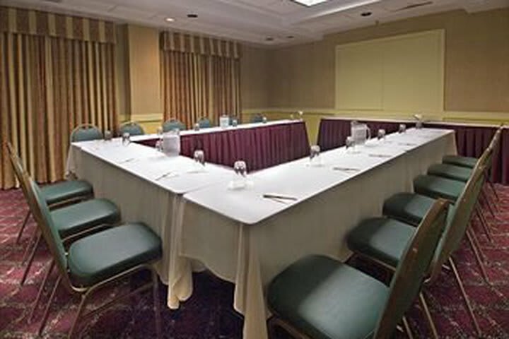 Best Western Deerfield Beach Hotel & Suites