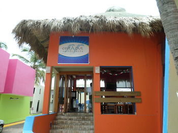 Suites Mediterr�neo Hotel