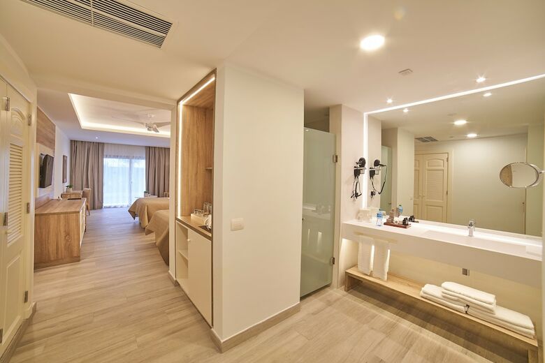 Hotel Bahia Principe Luxury Ambar - Adults Only