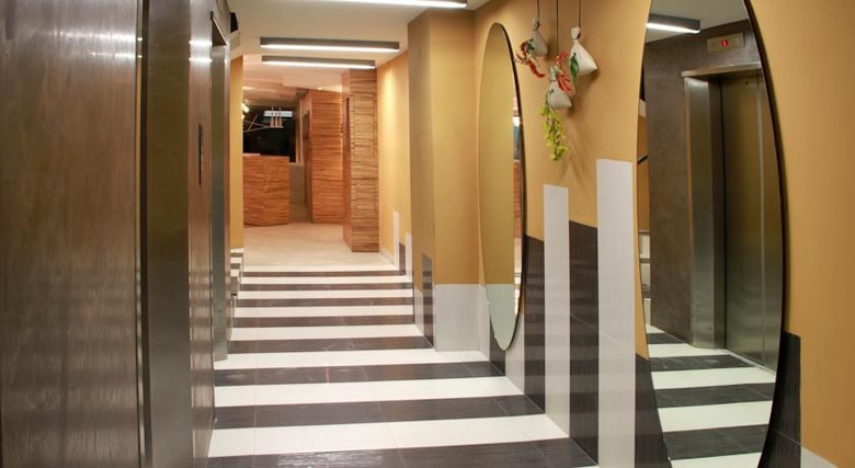 Hotel Howard Johnson Alameda