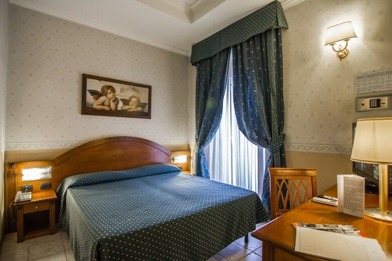 Hotel Verona Rome