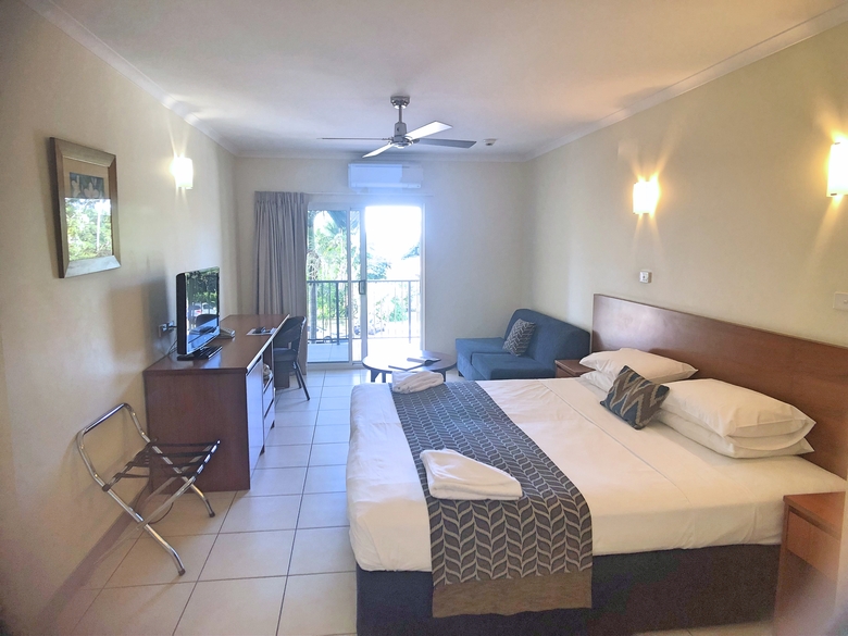 Hotel Cairns Queenslander