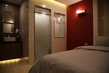 Motel Some