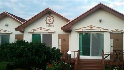 Gyulhouse Pension