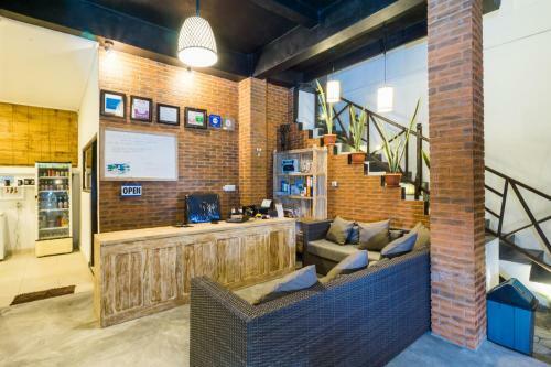 Nyuh Gading Home Stay