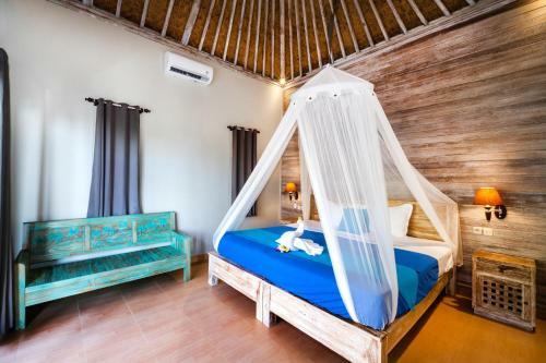 Song Lambung Beach Huts