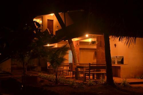Kizhunnarocks Beach Resort