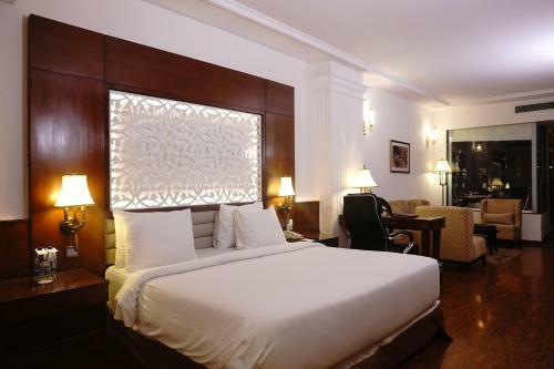 Hotel Ramada Plaza, Chandigarh, Zirakpur