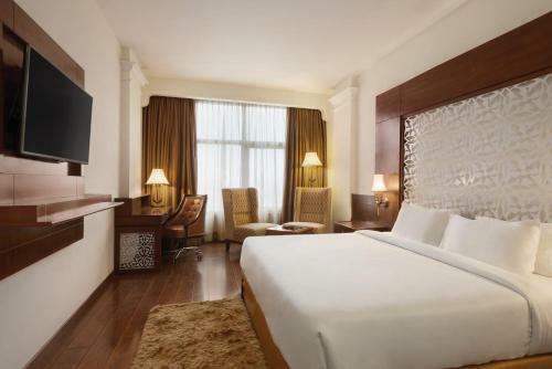 Hotel Ramada Plaza, Chandigarh, Zirakpur