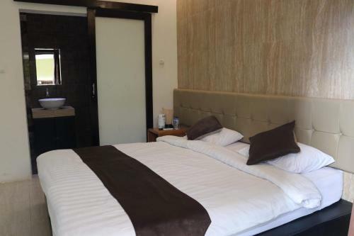 Hostal Bombora Surf Camp