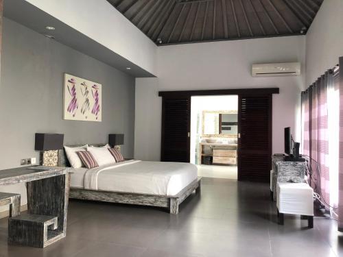Zoe Villa Canggu Bali