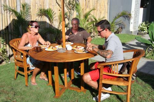Hostal Saren Guesthouse Bali