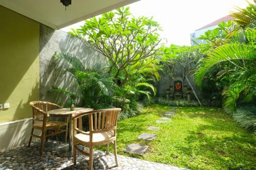 Hostal Saren Guesthouse Bali