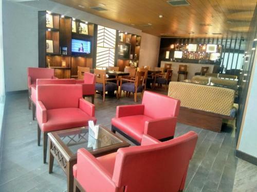 Hotel Country Inn & Suites By Radisson Jammu