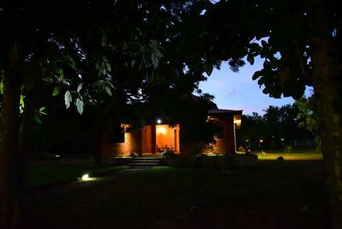 Hotel Indika Lake Resort