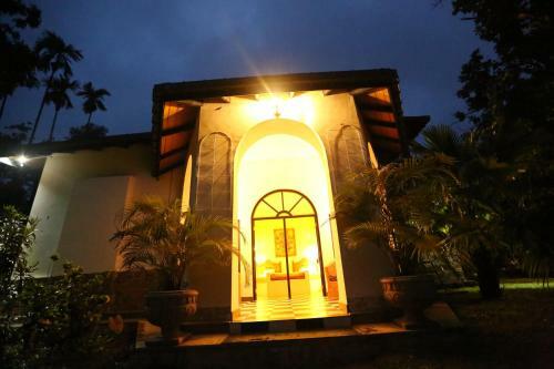 Hotel Ella Planters Bungalow