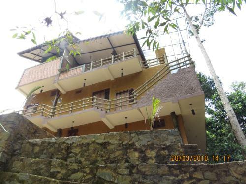 Hotel Sinharaja Adventure Resort