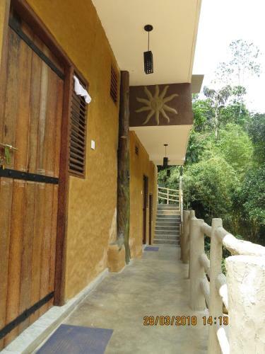 Hotel Sinharaja Adventure Resort