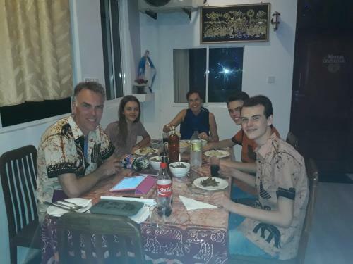 Hostal Anna Tourist Inn