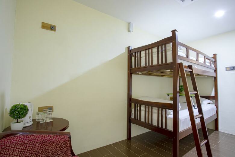 Hashtag 12 Boutique Hotel