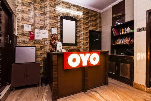 Oyo 18598 Hotel Satya Palace