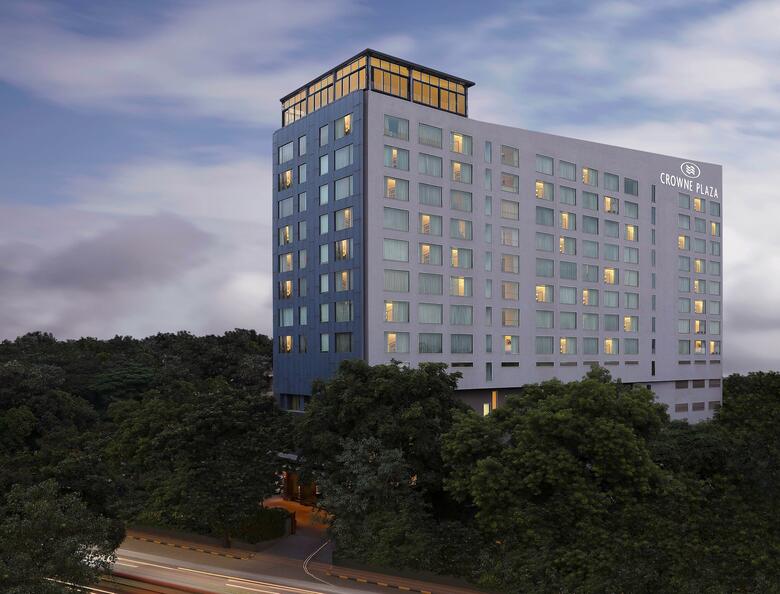 Hotel Courtyard By Marriott Pune City Centre