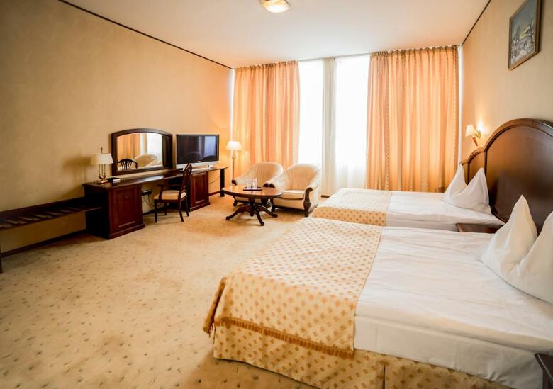 Hotel President