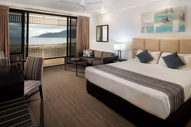 Hotel Rydges Esplanade Resort Cairns