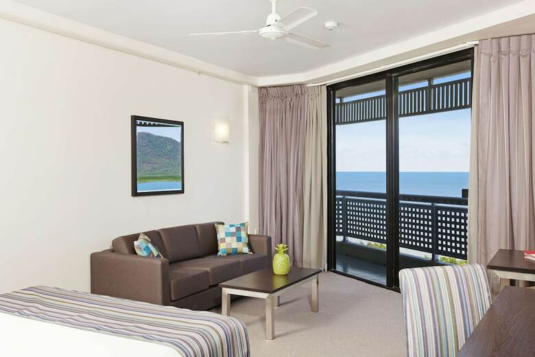 Hotel Rydges Esplanade Resort Cairns