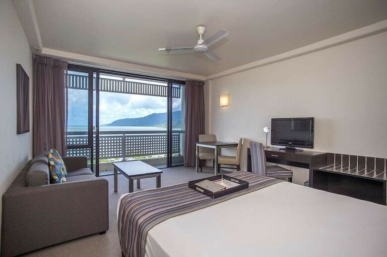 Hotel Rydges Esplanade Resort Cairns